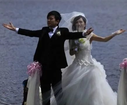 张杰和谢娜的结婚照