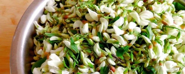 槐花怎么做好吃又简单 槐花好吃又简单的做法