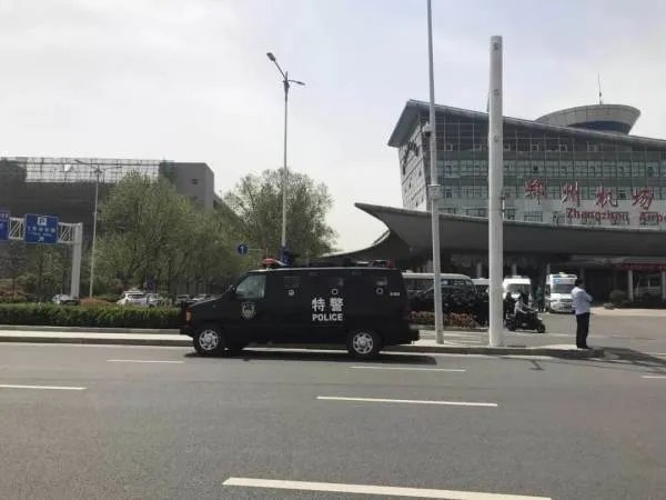 国航航班为何备降郑州？