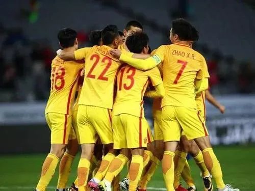 为什么里皮说,于大宝对国足帮助非常大?