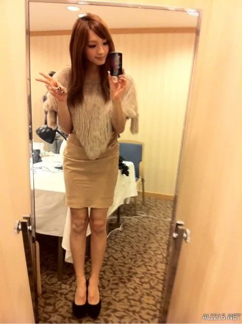 每日福利大放送 长腿模特佐藤かよ大秀惹火身材