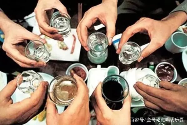 酒桌文化很有特点，你是怎么看待的？