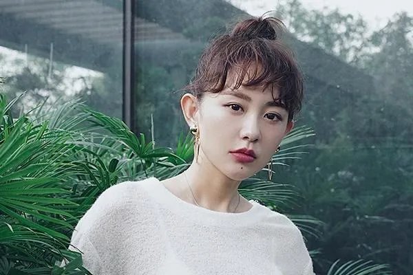 76岁奶奶坚持长跑十年,什么样的人能够坚持一件事那么久?