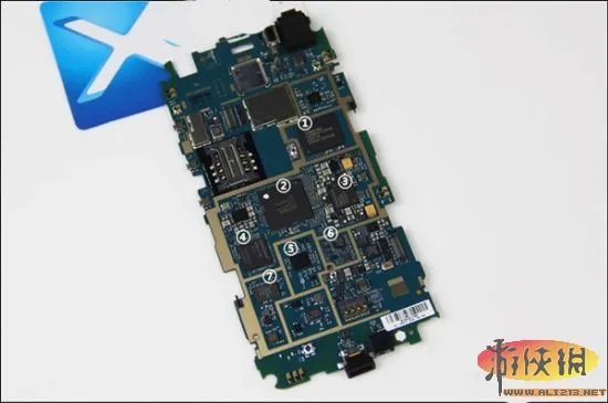 小米2S真机拆解图 价廉物美用料十足还不抢购？