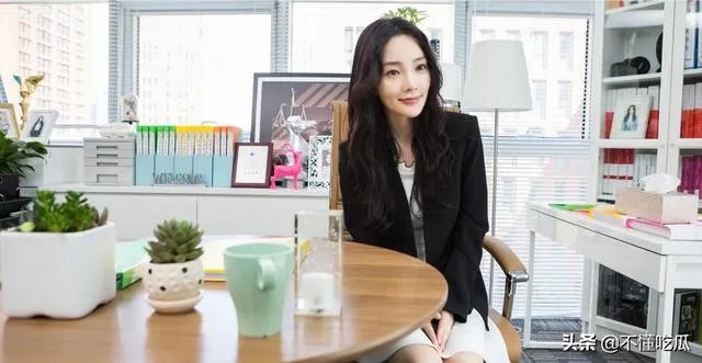 李小璐淘宝店日销10万,为何明星从“带货”转“卖货”?