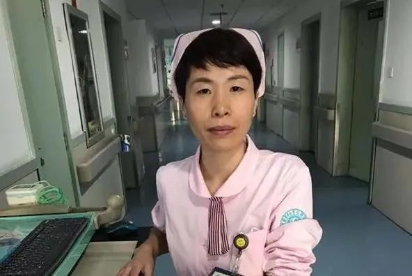 如何查询抗疫巾帼英雄名单？