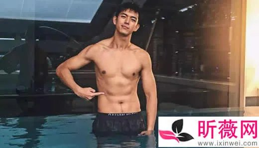 李现凸起12厘米什么梗：李现凸起照片究竟怎么回事