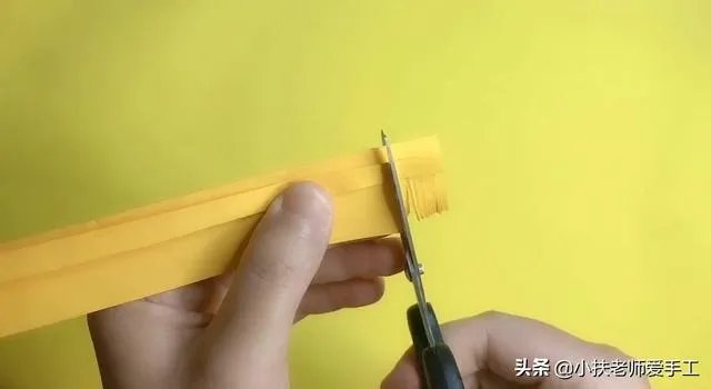 怎样做手工花简单又漂亮？