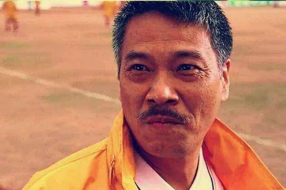 吴孟达曾带一麻袋现金到汶川救助，你怎么看待吴孟达生前的为人？