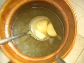 土豆炖鸡汤要如何做,土豆炖鸡汤的做法步骤