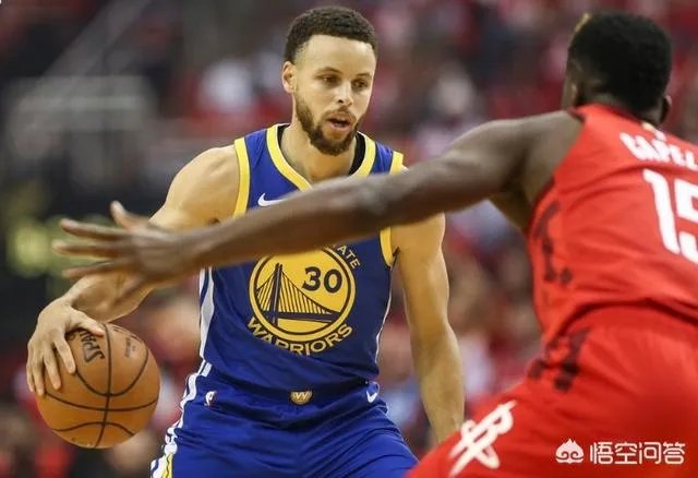 骚操作！勇士老板在赛后晒冠军戒指内涵火箭，球迷吐槽指责其没气度，对此你怎么看？