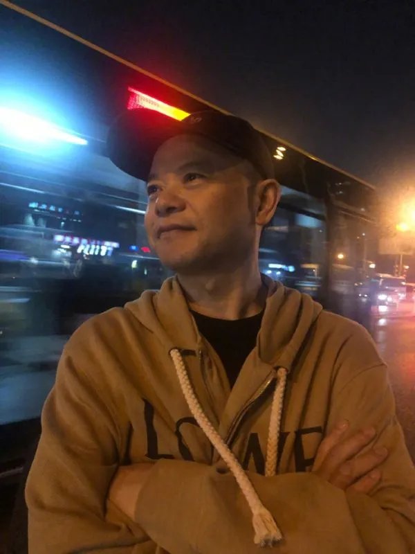 黄子韬悼念爸爸说了什么？