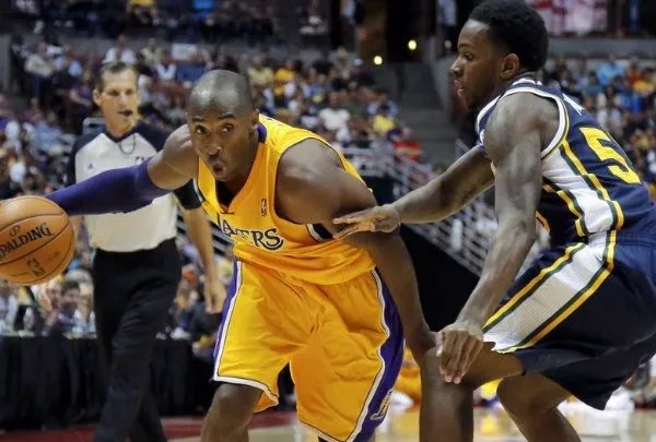 科比单场最高得分是81分,那他单场最低得分又是多少?