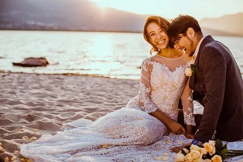 新人们广州哪里拍婚纱照好 广州优秀婚纱店推荐