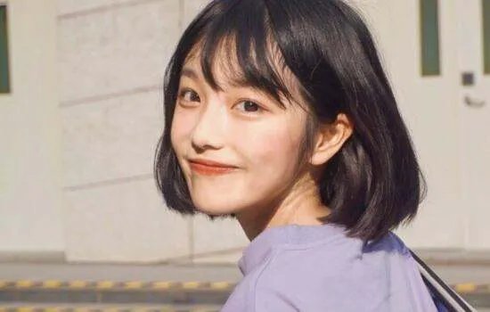 人来人往中的点滴关怀,是怎样留下温暖的瞬间的?