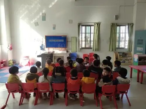 将口罩拉至下巴处是错误习惯,如何正确佩戴口罩?