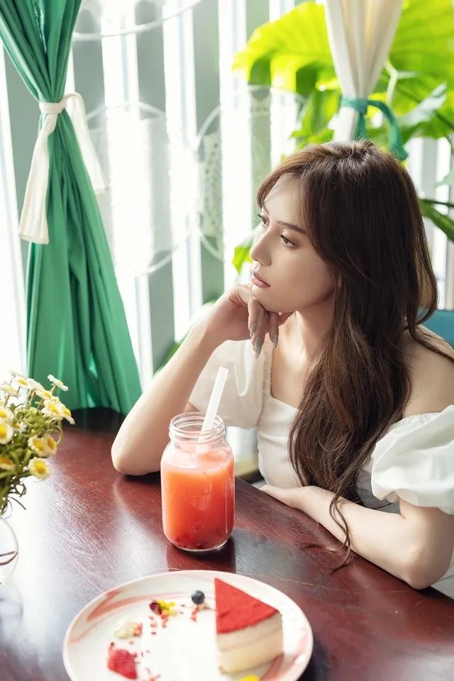 【每日摄影】8699元的尼康Z5全画幅微单相机值得买吗？