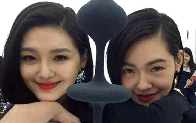 小s为大s庆生,这是不是证明姐姐远胜老公?