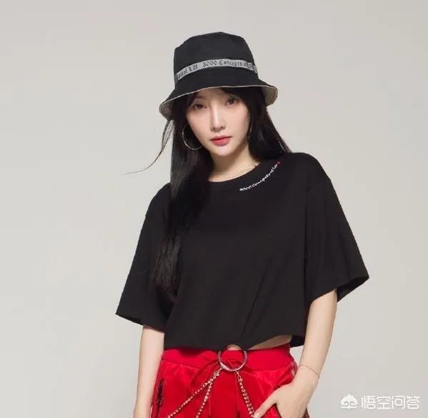 李小璐淘宝店日销10万,为何明星从“带货”转“卖货”?