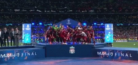 在利物浦效力过的中场