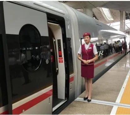 复兴号时速350公里真的有这么快吗？