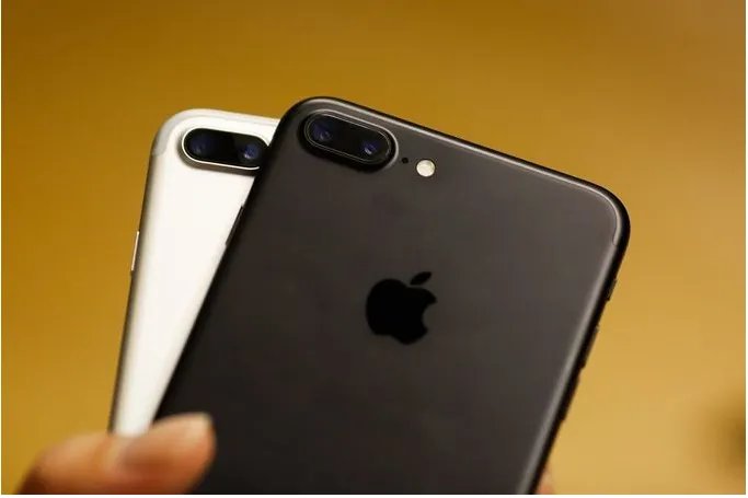 斯坦福为什么抗议苹果？