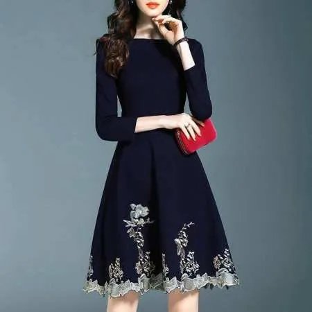 秋冬女生连衣裙该怎么穿好看？