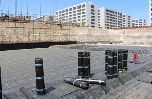 楼顶防水多少钱一平方