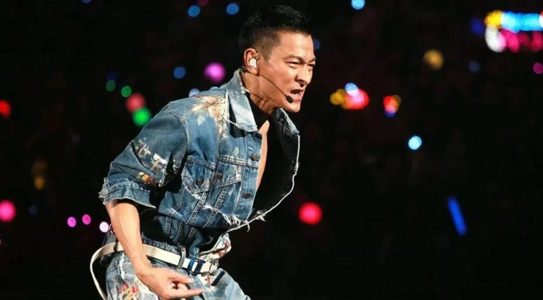 刘德华,活该你红37年!