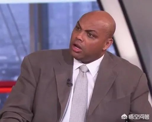 巴克利认怂并表示我肯定愿意和德雷蒙德-格林做队友,这波操作怎么看?