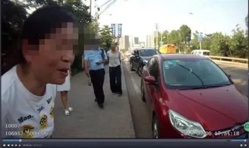 女司机把8岁孩子撞飞,询问后逃离现场称“看他没受伤”,你怎么看?