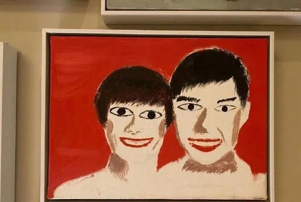 孙俪发文吐槽邓超画的结婚照，你觉得邓超画的像吗？