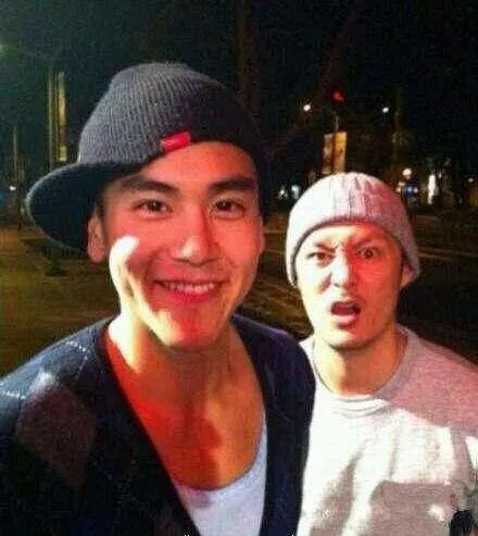 余文乐结婚了,为什么大家都艾特彭于晏?