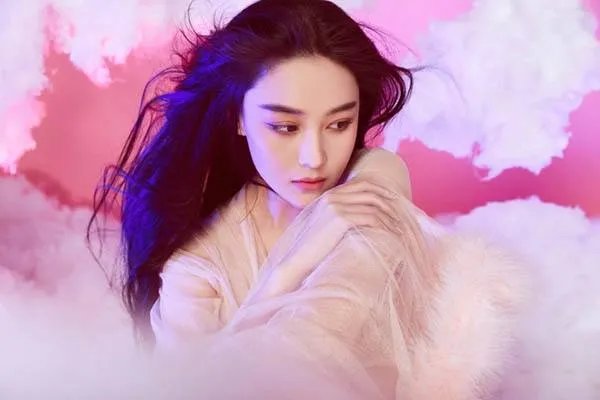 有哪些明星的婚礼是比较朴素简单的?