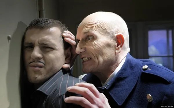 那些不执行法院判决的老赖,将会得到什么惩罚?