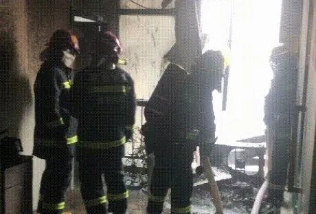 突发！西安北郊一高层突燃大火，蔓延多层，造成的损失谁来赔偿？