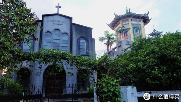 明星豪宅有啥好羡慕的，中国真正的千万豪宅都在农村！