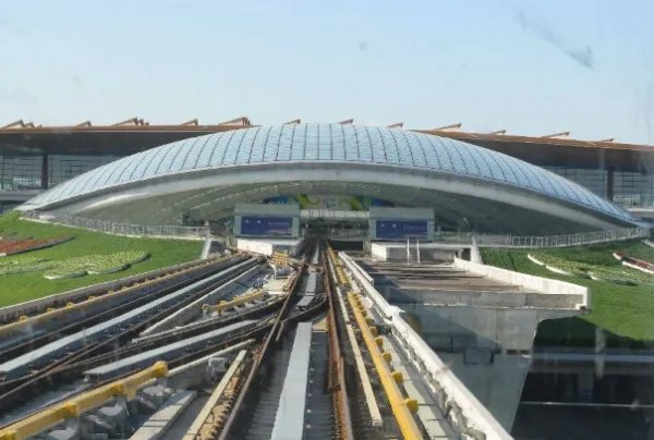 北京机场快轨运营时间是怎么样的?