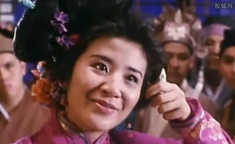 吴君如老公是谁？吴君如与老公相恋16年不结婚原因