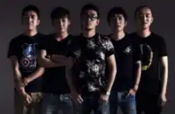 那位有黑撒乐队的歌曲，可以下载分享一下？