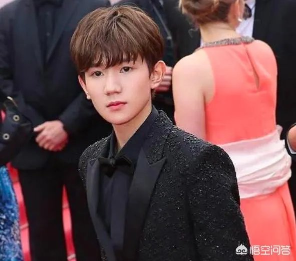 如何看待王源被外媒评为戛纳最佳着装？