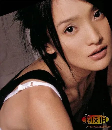 吴莫愁初恋男友首曝光 盘点娱乐圈惨遭劈腿女星