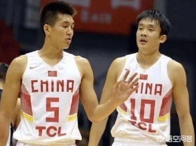 丁彦雨航赛后喊话赵继伟:交给你们了兄弟，别让我失望，对此你怎么看？