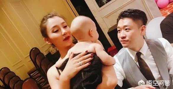 如何看待曹云金和唐菀结婚一年就离婚这件事？