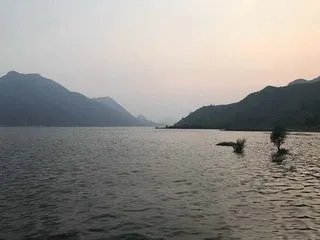 两名潜水员是哪天失踪的？