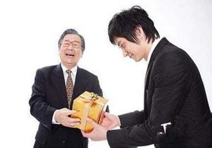 给领导送什么礼品合适?