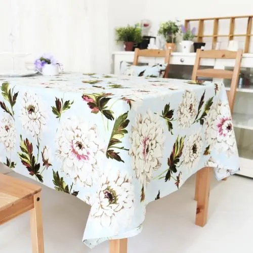 餐桌布一般是什么料的好 餐桌布的色彩选择