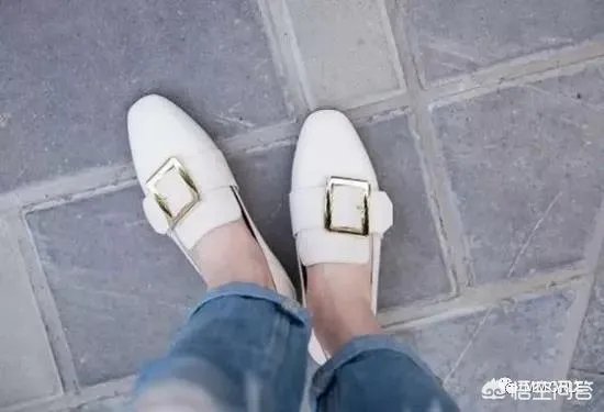 能推荐一些淘宝上有风格的女鞋吗？