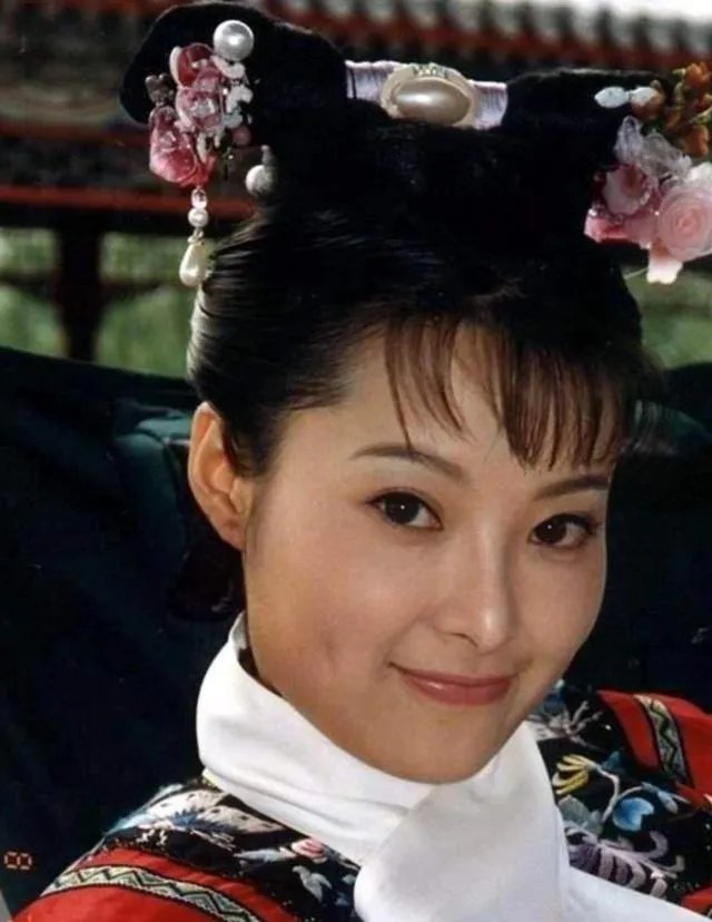 袁立经历的事实,和电视上呈现的有多大出入?