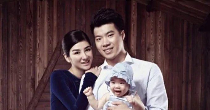 你认为黄毅清微博所说的“贾乃亮太傻，被身边人轮流骗”真实度有多少？